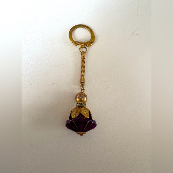 Vintage Gold & Amethyst Purple Rhinestone Keychain Or Bag Charm - Picture 1 of 6